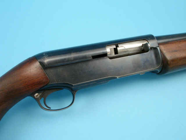 *Winchester Model 40 Semi-Automatic Shotgun
